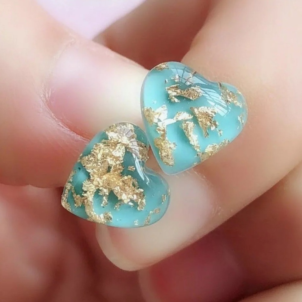 Blue Gold Heart Ear Studs. New.